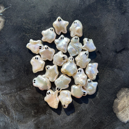Ghost Pearls: Phantoms