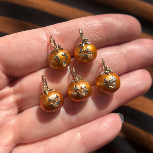Autumn Harvest: Jack-o-Lantern Pumpkin Pearl Charms