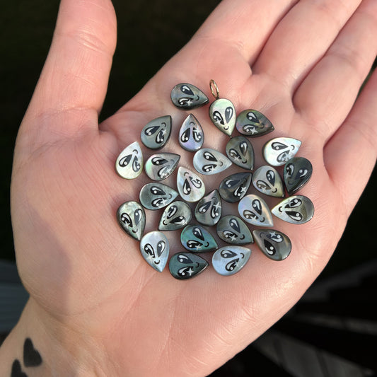 Alien Charm