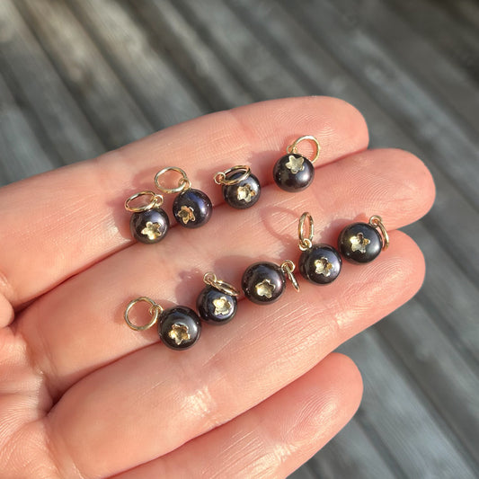 Summer Harvest: Blueberry Pearl Charm